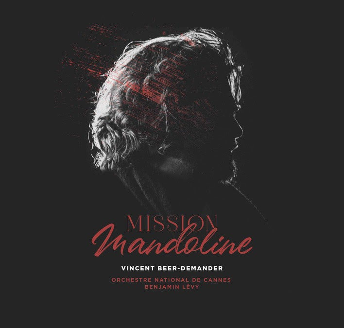 Une mandoline face à l’orchestre