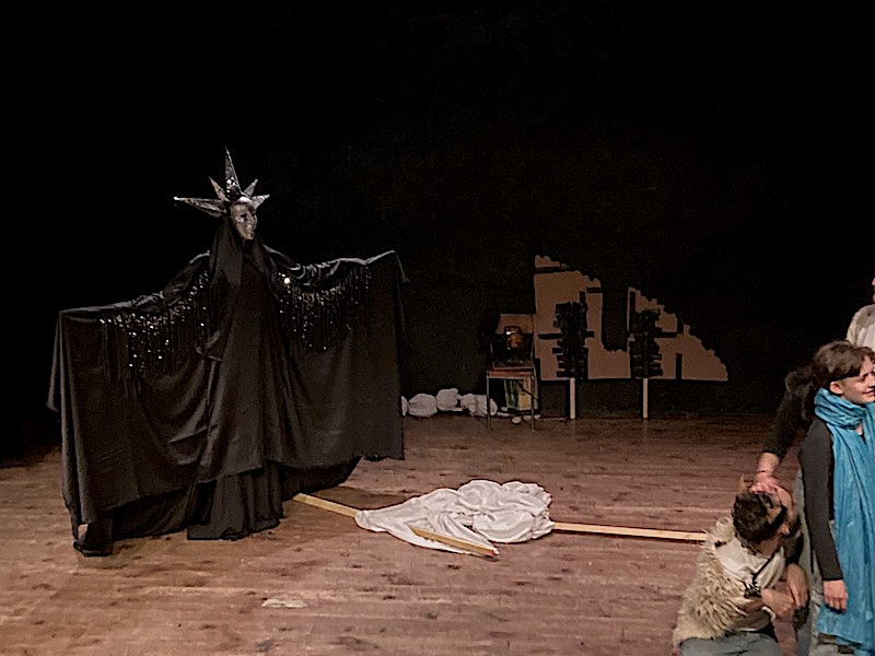 Théâtre des Ateliers/ Compagnie d'entraînement/ Lecture Plus/ Conte des étoiles © M.C.