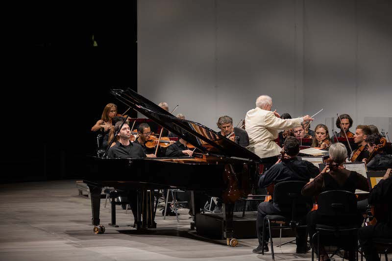 A. Kantorow/ L.Petrova/ L. Foster/Orchestre de chambre de Marseille © Pierre Morales-2025.