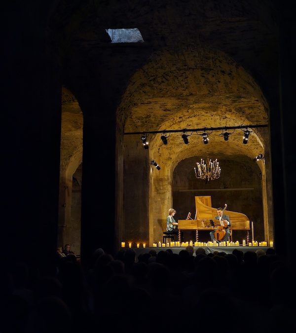 Vingt colonnes pour Bach!