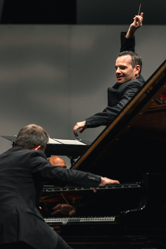 B Chamayou L Bringuier Orchestre Philharmonique de Nice 23 © Valentine Chauvin 2025