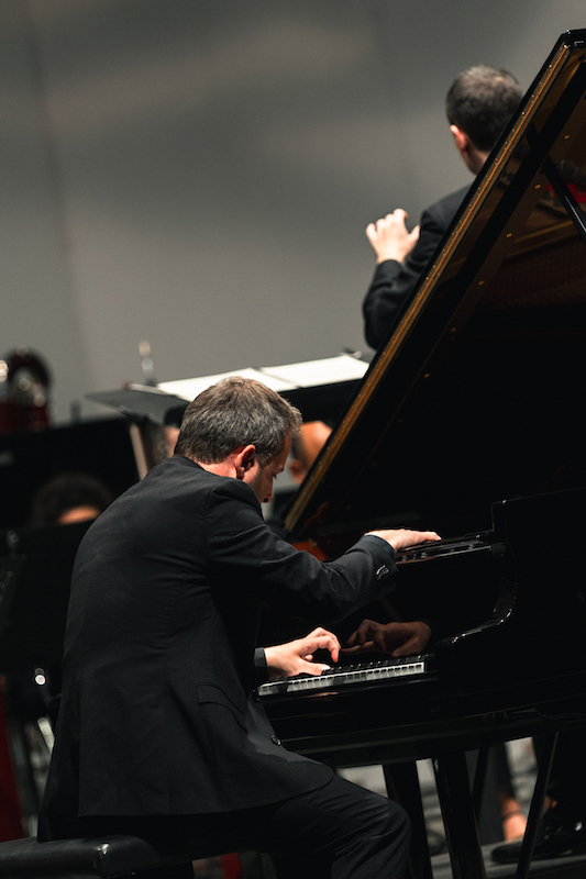 B Chamayou L Bringuier Orchestre Philharmonique de Nice 23 © Valentine Chauvin 2025