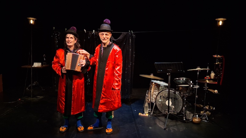 FUTUR9 Quand j'étais dans le futur / L'Ouvre-Boîte © Ma Compagnie/L'Ouvre-Boîte