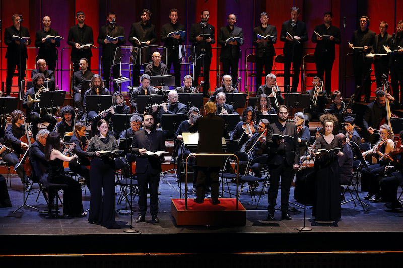 Le Concert des Nations. La Capella Nacional de Catalunya. Jordi Savall, direction. Elionor Martínez, soprano. Lara Morger, mezzo-soprano. Emanuel Tomljenović, ténor. Manuel Walser, baryton. Grand Théâtre de Provence. Aix-en-Provence. 01/04/2026. Photo Caroline Doutre / Festival de Pâques