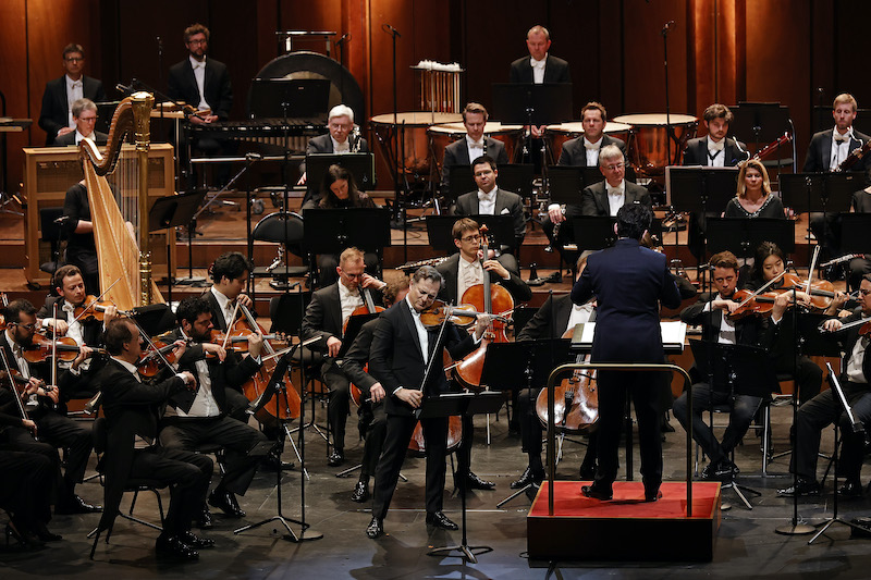 Carte blanche à Renaud Capuçon. Münchner Philharmoniker. Lahav Shani, direction. Renaud Capuçon, violon. Grand Théâtre de Provence. Aix-en-Provence. 12/04/2026. Photo Caroline Doutre / Festival de Pâques