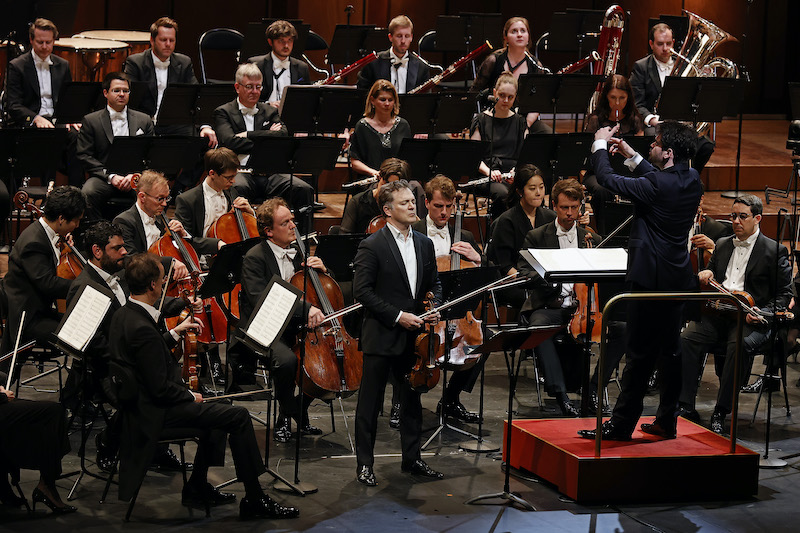 Carte blanche à Renaud Capuçon. Münchner Philharmoniker. Lahav Shani, direction. Renaud Capuçon, violon. Grand Théâtre de Provence. Aix-en-Provence. 12/04/2026. Photo Caroline Doutre / Festival de Pâques